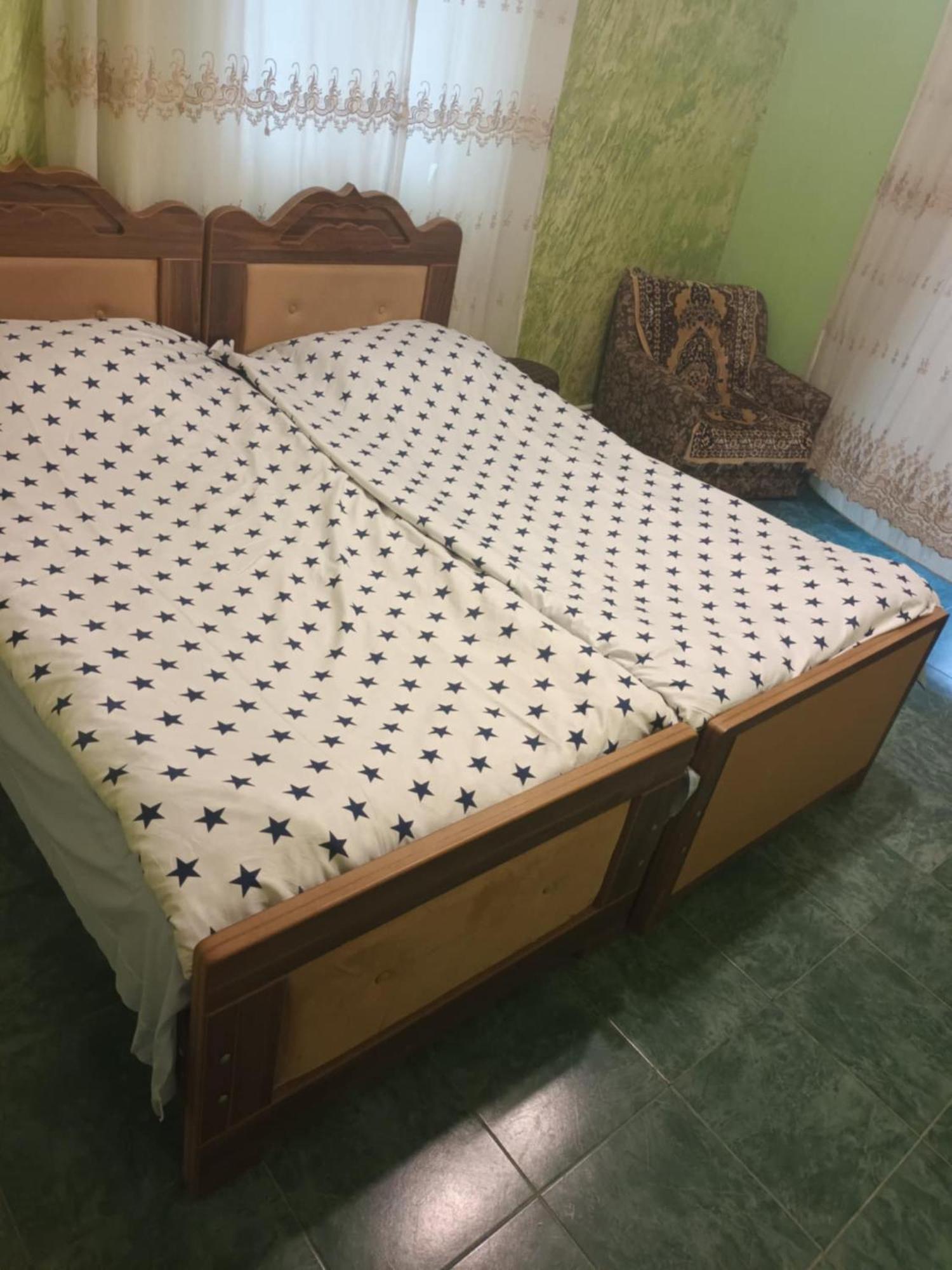 巴统 House Romani酒店 外观 照片
