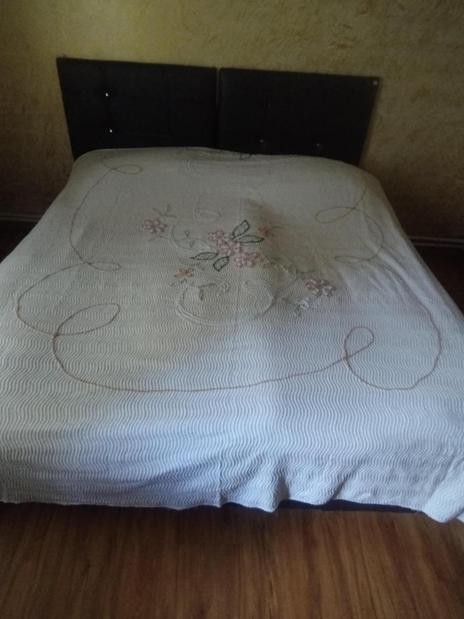 巴统 House Romani酒店 外观 照片